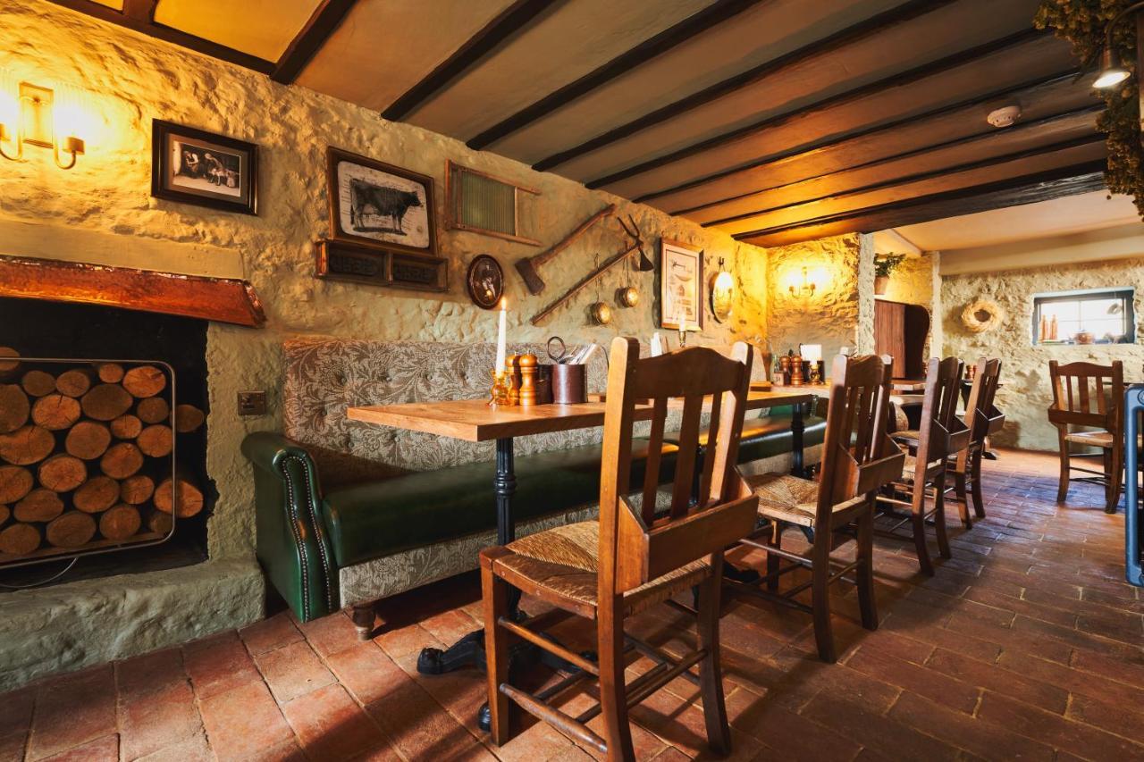מלון ברנסקומב The Masons Arms מראה חיצוני תמונה