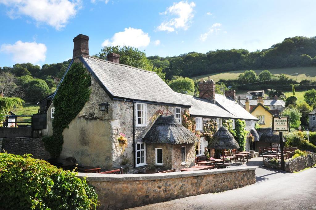 מלון ברנסקומב The Masons Arms מראה חיצוני תמונה